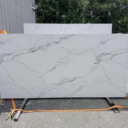 QUARTZ STONE SLABS JUMBO IN CALACATTA GRAY MARBLE 📏Each slabs cover 55.1 sq.ft, Thickness 3 cm 🔥Price $799 per Slab🔥 