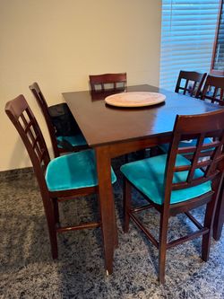 Table and 6 chairs
