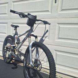 Mountain Bike Hydraulic Brakes 