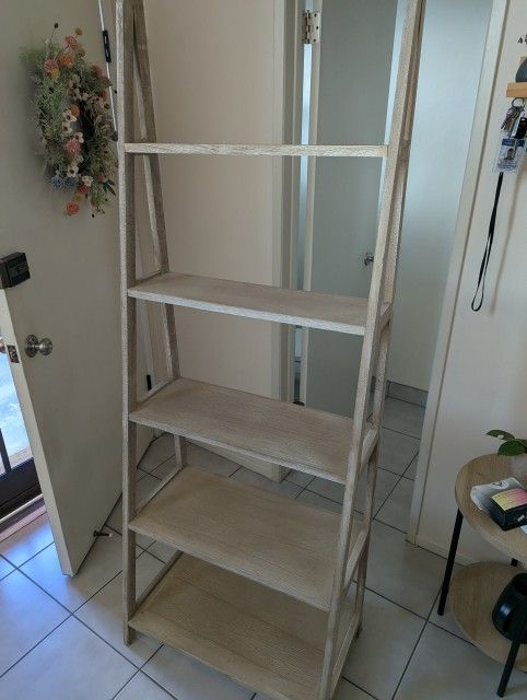 Ladder Shelf 