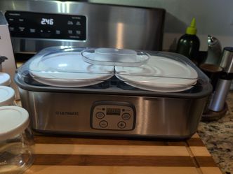 Yogurt Maker/Greek Yogurt/Strainer