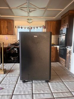 TCL Alto 6+ Wireless Subwoofer and Soundbar
