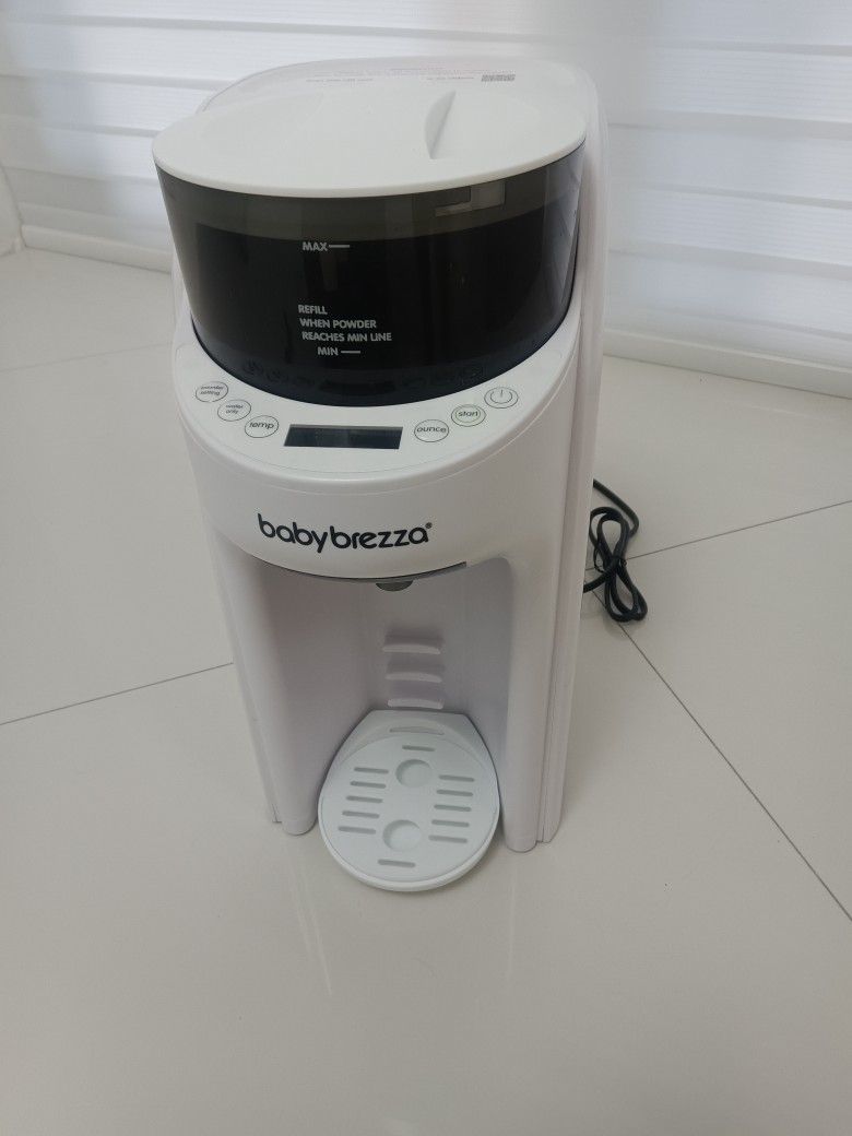 Baby Brezza Formula Dispenser