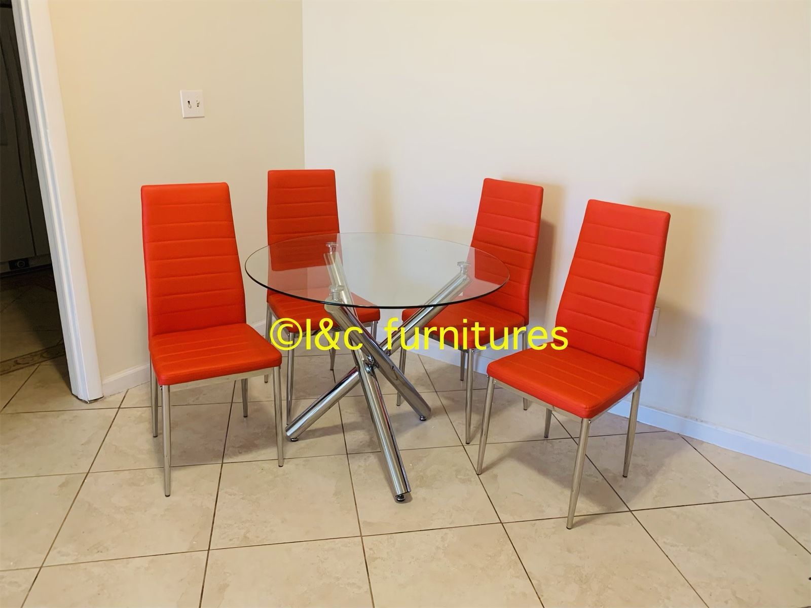 Dining Set CHAIRS ONLY! New In The Box 📦. 4 Chairs.