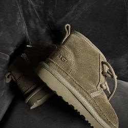 Boys Neumell UGG Boot Size 11