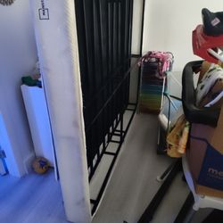 Queen Size Boxspring And Platform