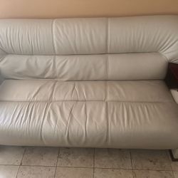 3 Couch Set With 2 End Tables