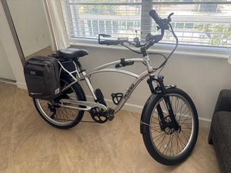 Pedego Platinum Interceptor Classic 26” Spoked Wheel Battery Bike.