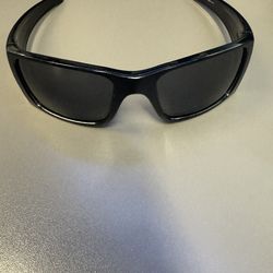 Oakley Fuel Cell Sunglasses Matte Black Warm Grey OO9096-01 same as oakley Gascan Experience the perfect blend of art and technology with these Oakley