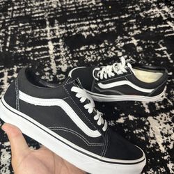 Vans Old Skool Size 8.5 Black White