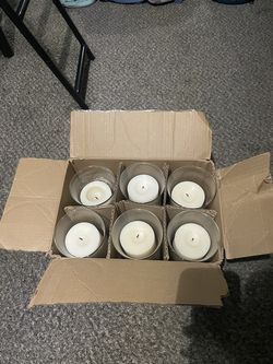 BRAND NEW Stylish Candle Set