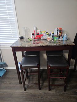 MUST GO! MOVING SALE