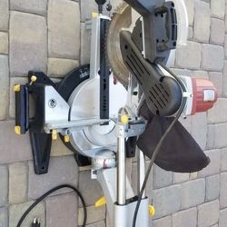 Sliding Miter Saw