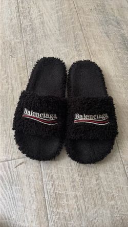 Balenciaga Slides Black