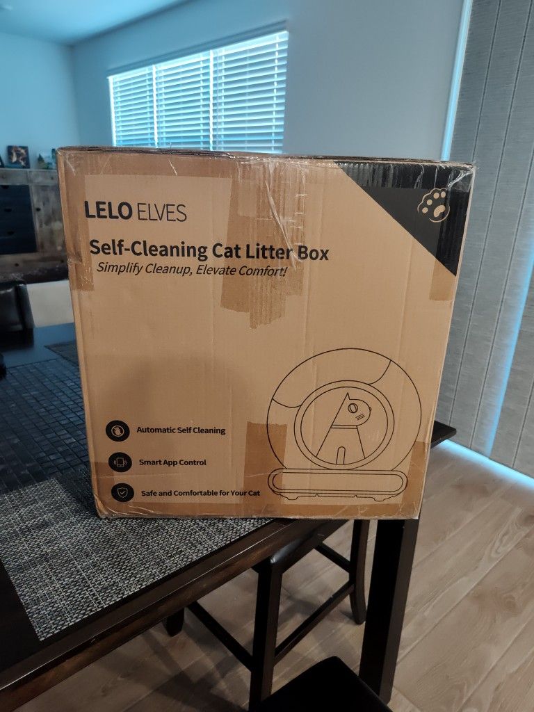 Brand New Self Cleaning Cat Litter Box