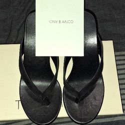 Tony Bianco Sandles 