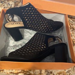 Unisa Black Heels 