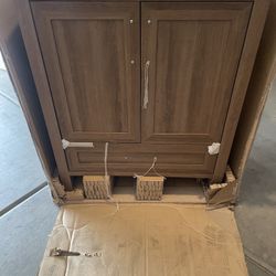 Home Decorators Collection Moorside 30 in. Single Sink Sweet Maple Bath Vanity with White Engineered Stone Top (Assembled) 