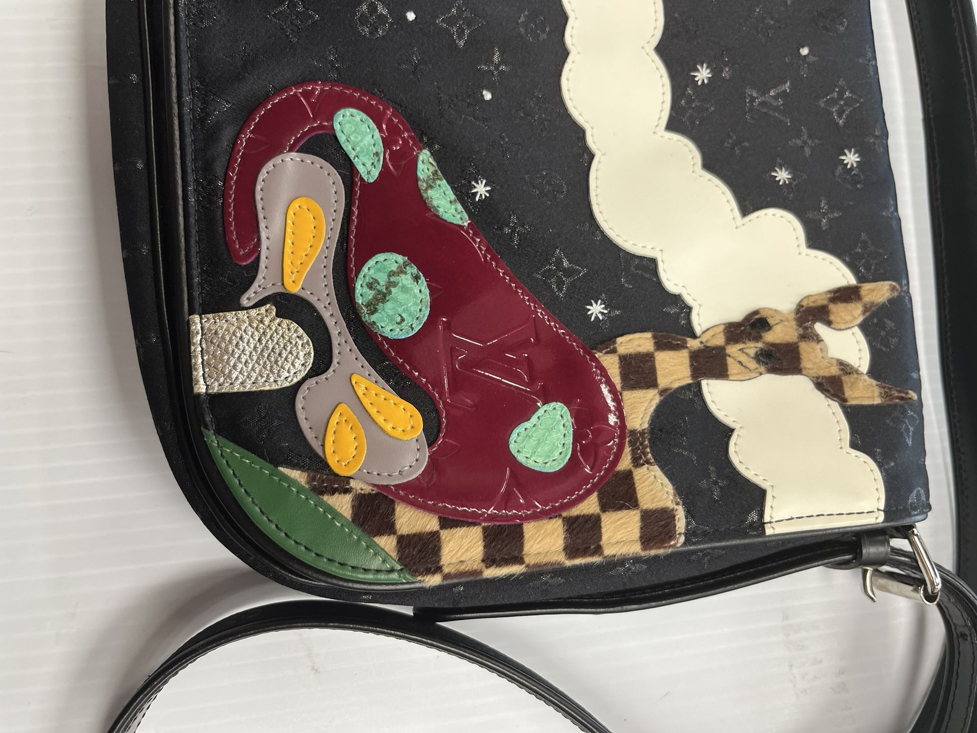 Excellent condition, with dust bag. No box Never used handbag Liu Jo. Comes without a box, I might have  main image 4