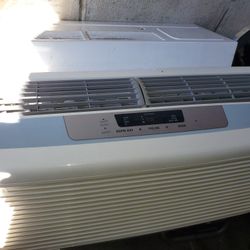  Frigidaire 6000 Btu air conditioner