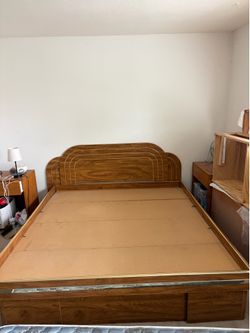 King bed frame with 6 drawers for storage