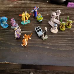 Disney Lot Figurines