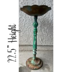 Iron Vintage Bird Bath 