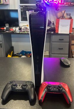Sony PlayStation 5 Disc Edition 825 GB W/ 2 Controllers