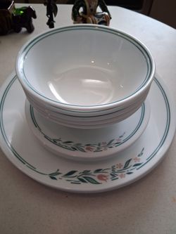 Vintage Corelle Rosemarie 12 Piece Set