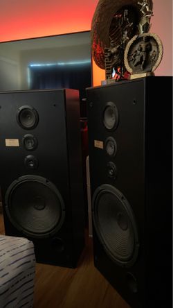 Pioneer cs-t7100 4-way speaker system both for 125