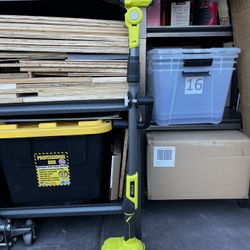 RYOBI ONE+ 18V Cordless Telescoping Power Scrubber (Tool Only)