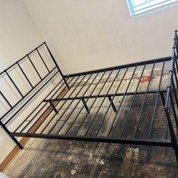 full black metal bedframe