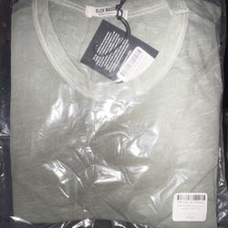 All Brand New - Buck Mason Tees & L/S Shirts (assorted) - All Size Large