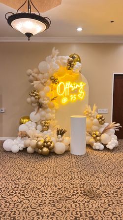 Balloon garland