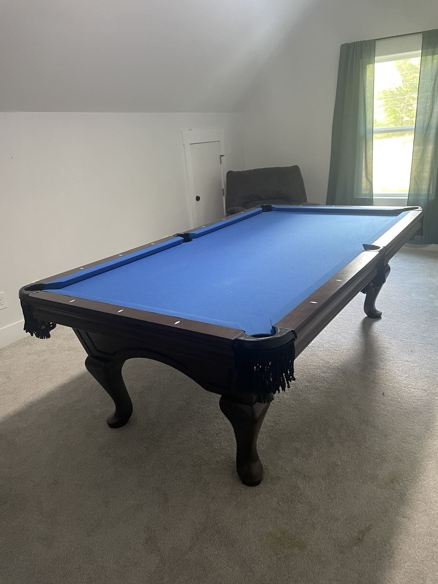 8ft Pool Table