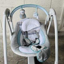 PORTABLE BABY SWING