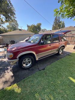 1998 Ford Explorer