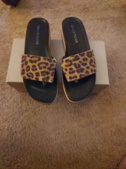 Donald Pliner Leopard Print Slide Sandal brand new in the box
