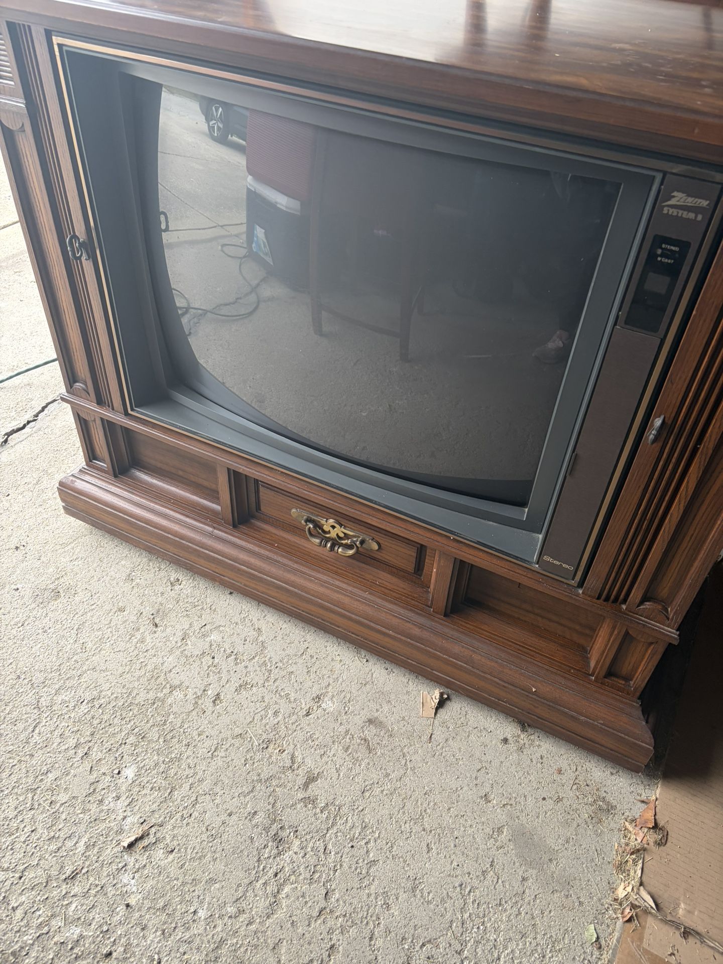 Zenith  Floor Television 