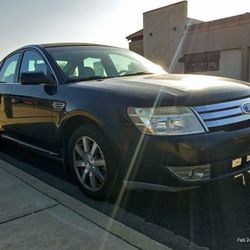 2008 Ford Taurus SEL – Reliable, Low-Mileage Daily Driver