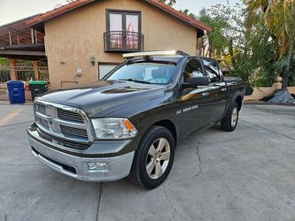 2012 RAM 1500 BIG HORN CREW CAB,4X4!CLEAN TITLE,SMOG,5.7L V8 HEMI,2027 OCT TAGS