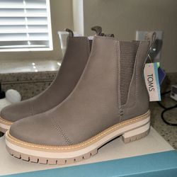 Tom’s Dakota Women’s Boots