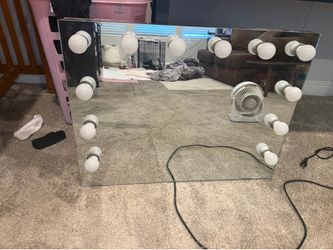 Vanity mirror