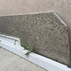 Free Granite And Quartz Pieces