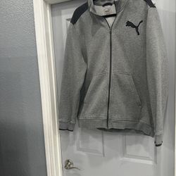 PUMA Men's Classics Tech Full-Zip jacket sz XL