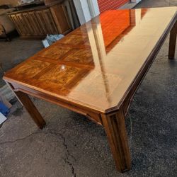 Solid Wood Extendable Dining Table 