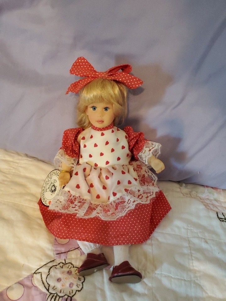 Vintage Doll TEENIE FRIENDS COLLECTIBLES