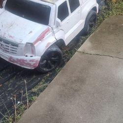Cadillac Truck With Battery N Charger