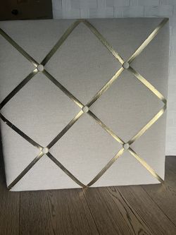 Pictures/Pins Decor Board