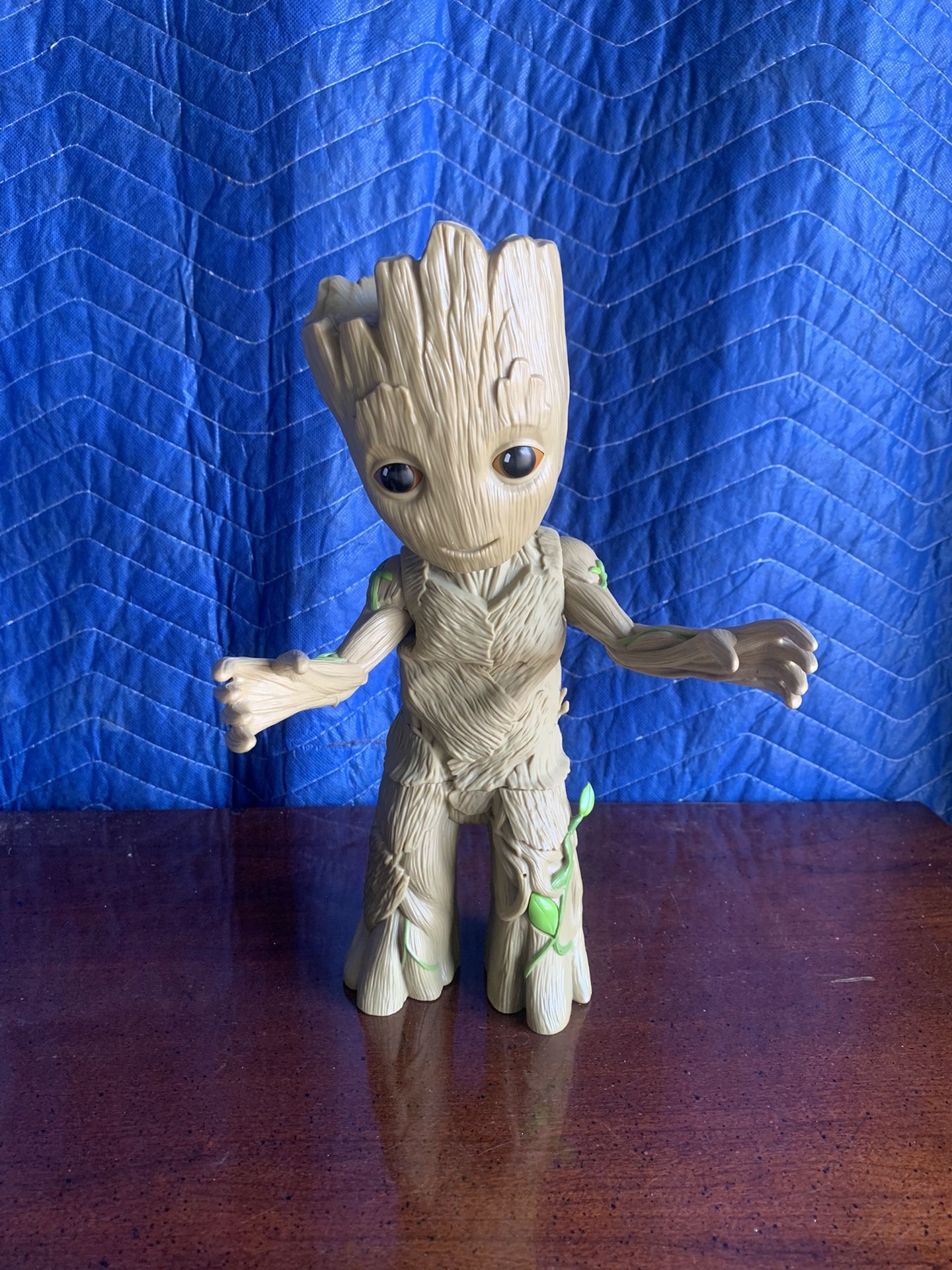 BABY GROOT Guardians of the Galaxy Vol 2 Dancing Talking MARVEL 11" Figure